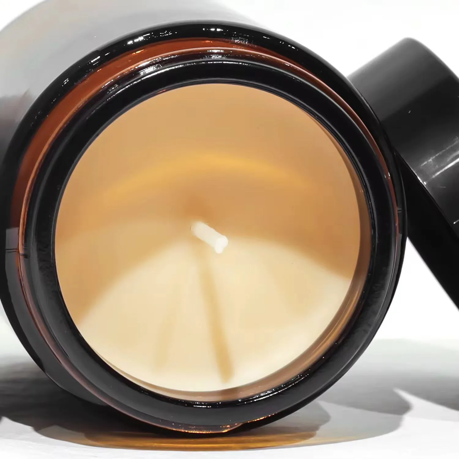 شموع زجاجية عطرية scented glass candles