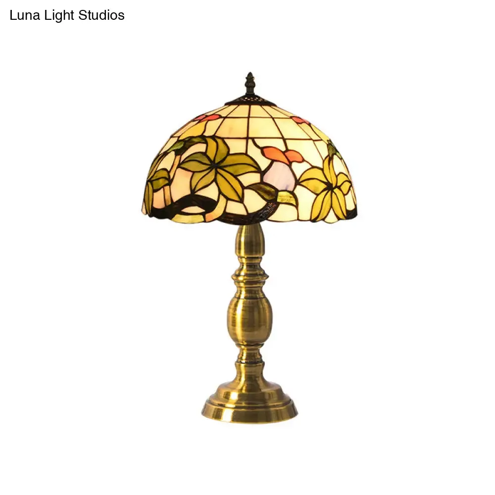 Haedus - Stained Art Glass Tiffany Style Table Lamp in Brushed Brass - Elegant