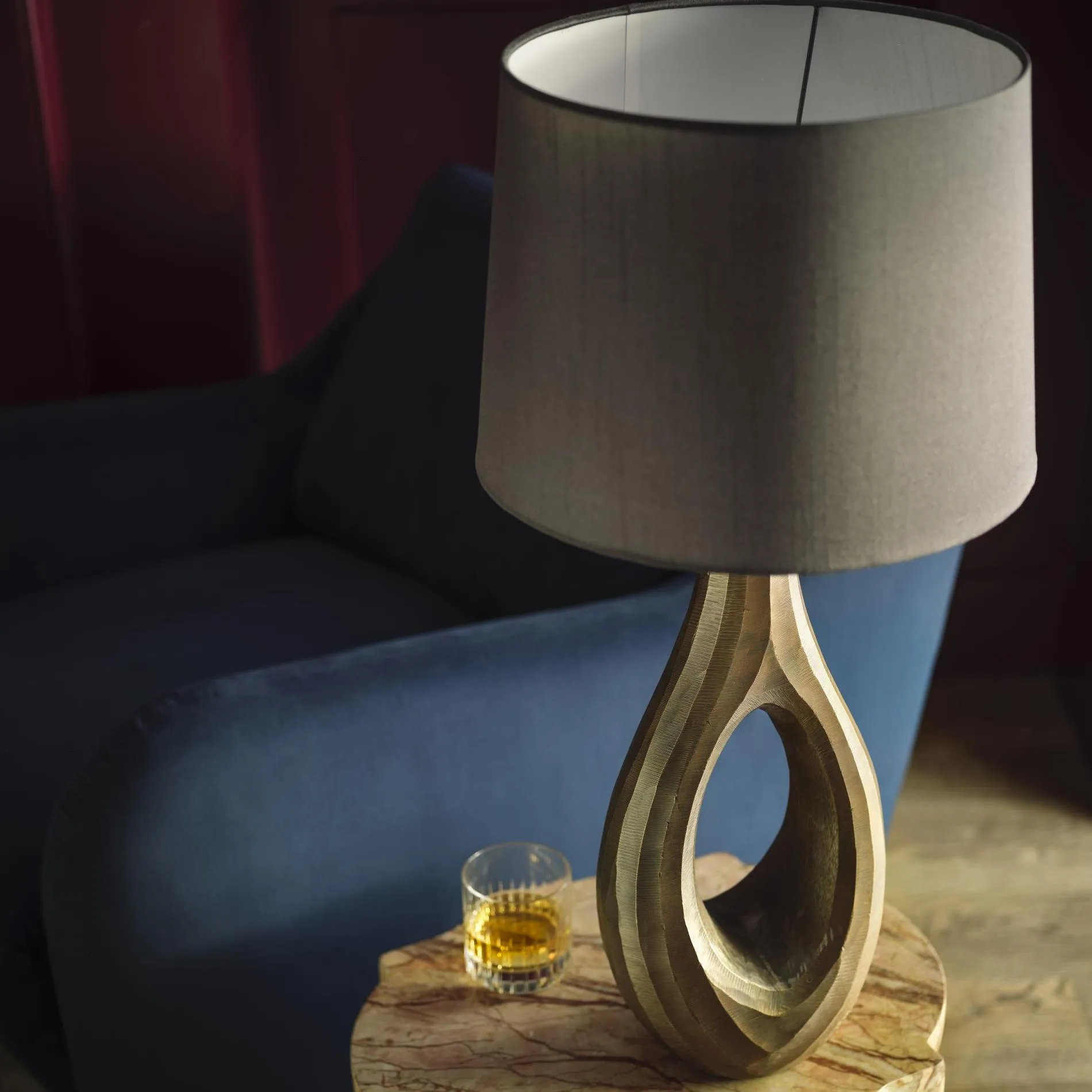Ornate Ellipse Table Lamp - Brass